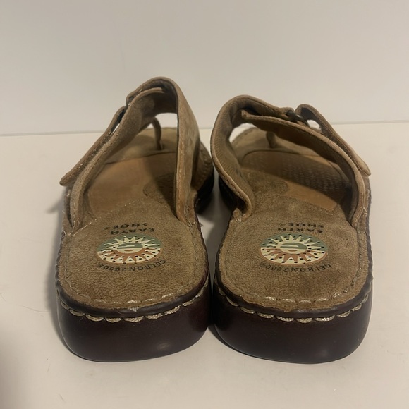 Earth Shoe Lee Leather Sandal Women’s Size 7 Tan Slip On Thong Comfort Hook Loop - Picture 6 of 8